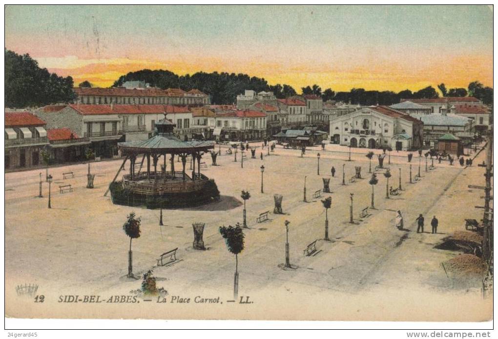 CPSM SIDI BEL ABBES (Algérie) - La Place Carnot
