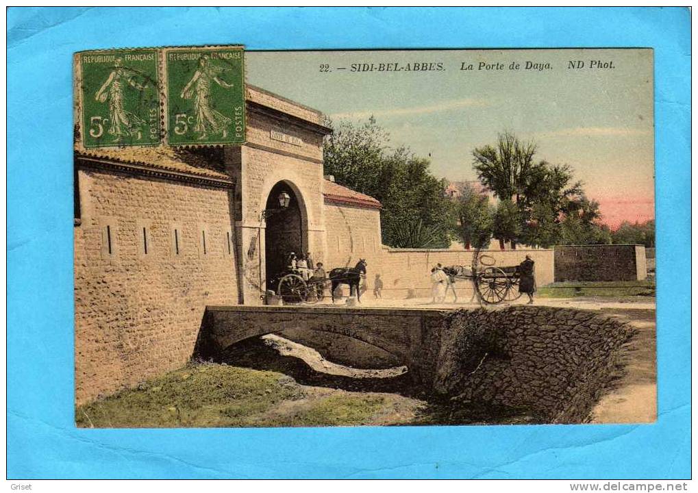 algérie Française-sidi bel abbes- la porte daya -les carioles  beau plan animé-a voyagé en 1916