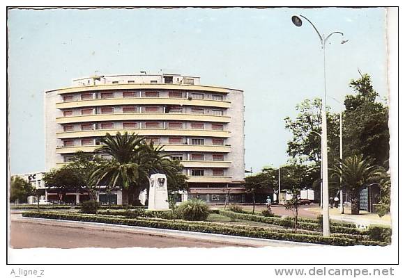 AA CPSM Algérie Sidi Bel Abbes Le rond Point et le Monument du CEF