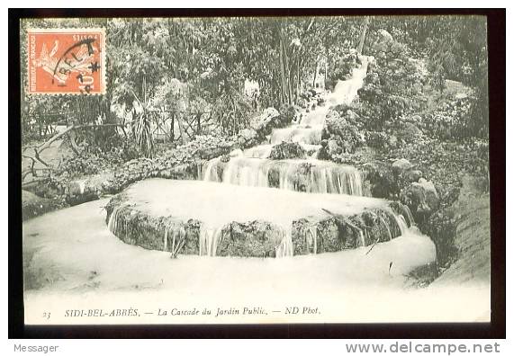 SIDI-BEL-ABBES - 23  La Cascade du Jardin Public - (Beau plan)