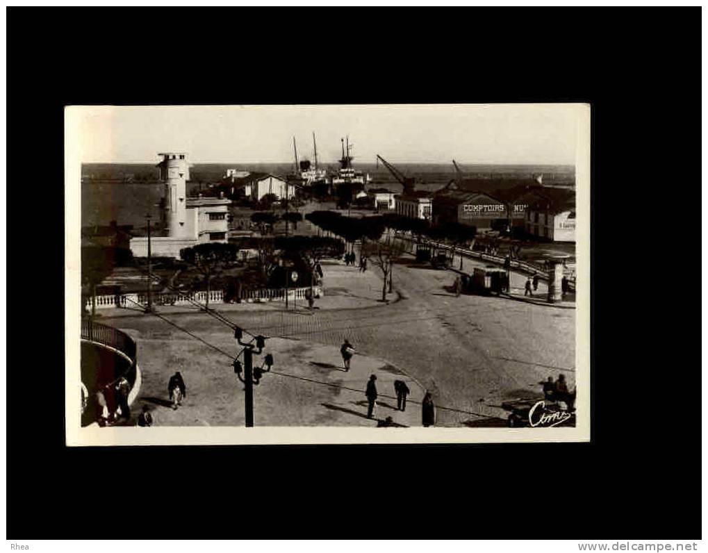 PHILIPPEVILLE - Pilotage et Port