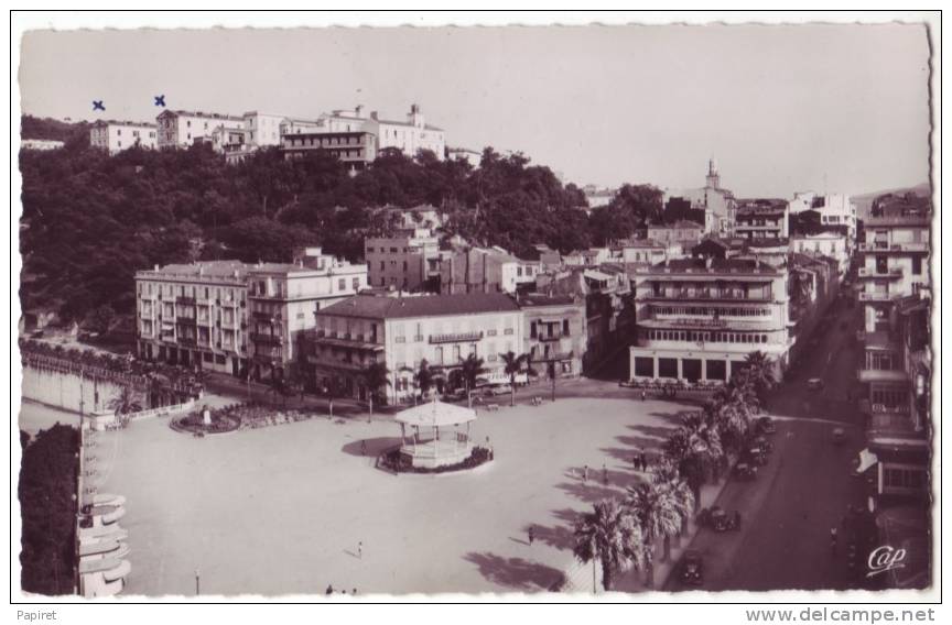 cpsm Algerie Philippeville Skikda La Place Marqué et la Rue Clémenceau , xx caserne parachutiste