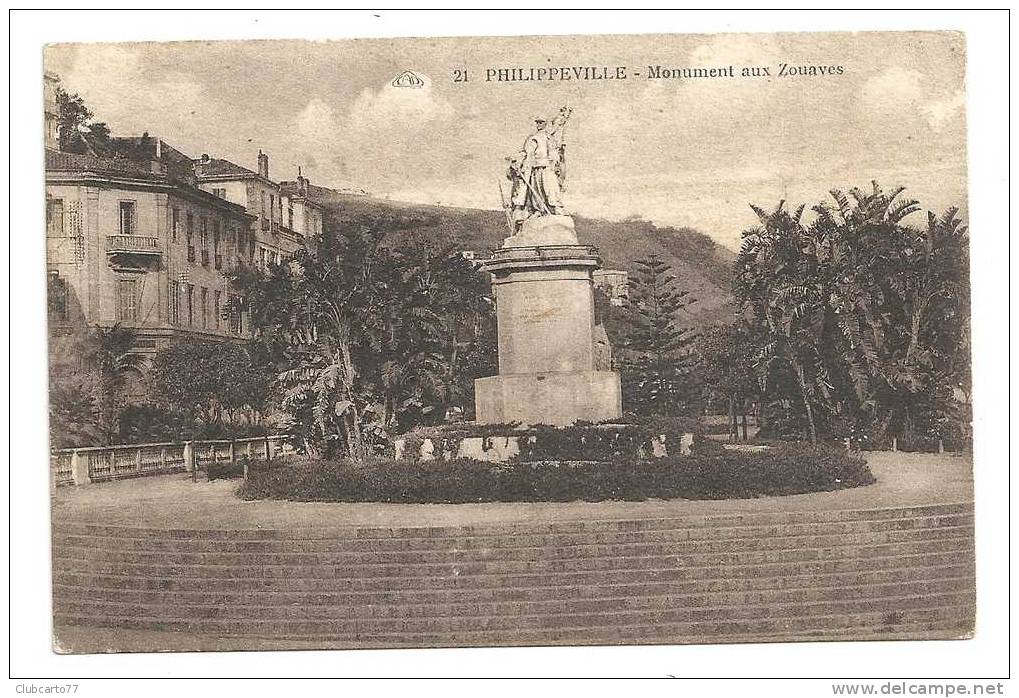 Skilda ou Philippeville (Algérie)  Monument des Zouaves env 1920.