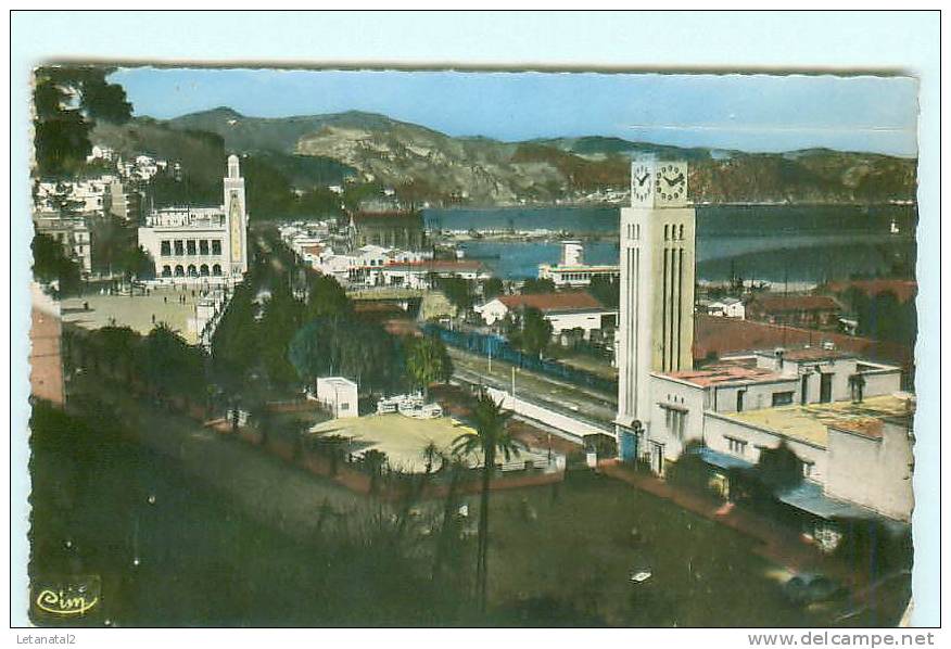 PHILIPPEVILLE / Vue sur la Gare et l' Hôtel de Ville / Skikda