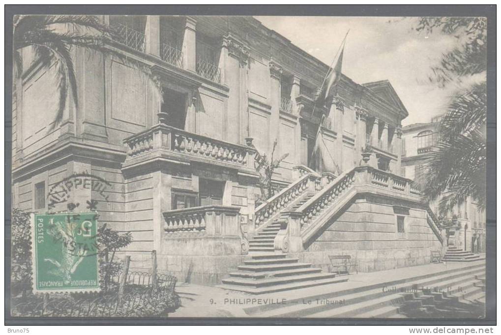 PHILIPPEVILLE - Le Tribunal