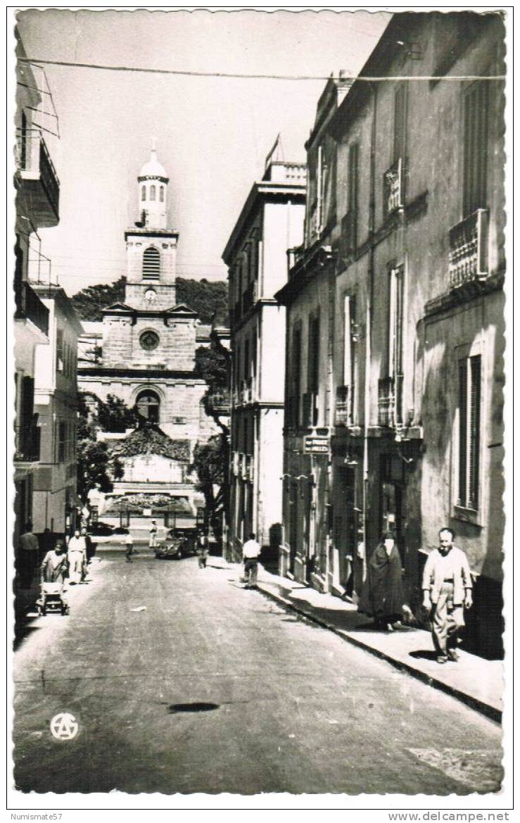 CPSM PHILIPPEVILLE - Rue Gambetta et l´Eglise - Animée - Ed. Alexandre Sirecky n°45
