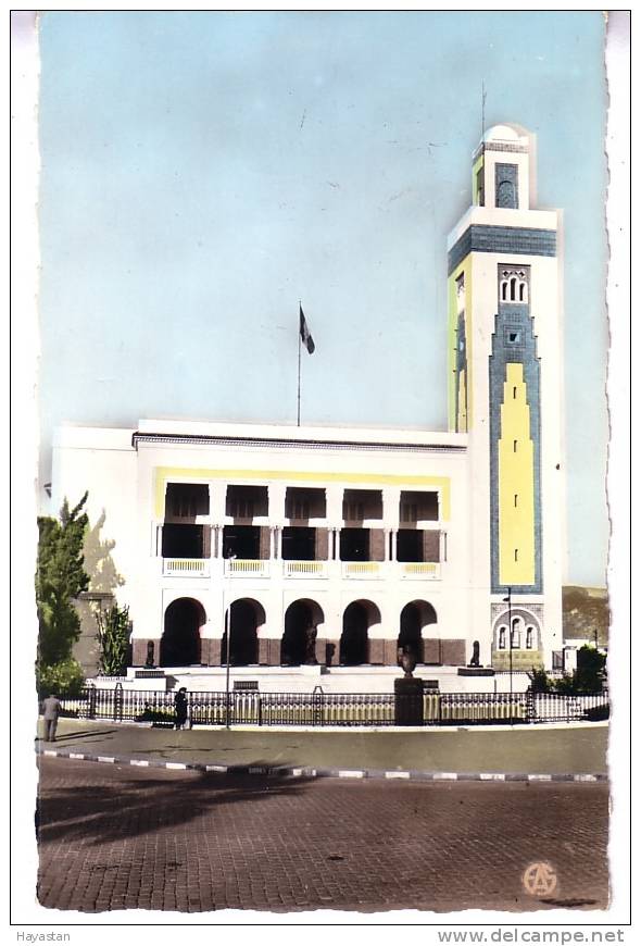 PHILIPPEVILLE - HOTEL DE VILLE