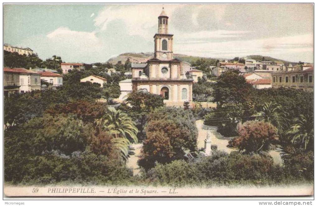 PHILIPPEVILLE - L'Eglise et le Square