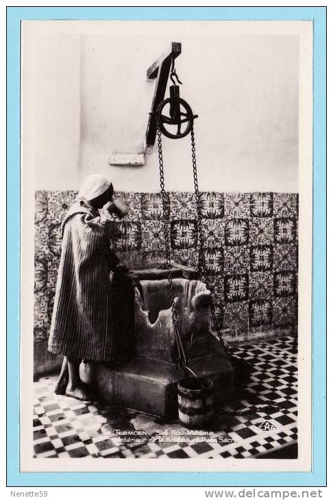 TLEMCEN - Puits Sacré Sidi Bou Médine intérieur de la Koubba CPSM ( T B E )