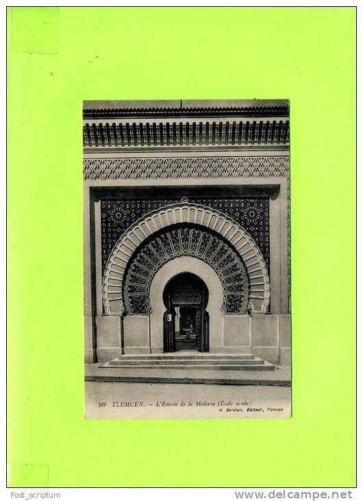 Afrique - Algérie - Tlemcen - entrée de la Medersa