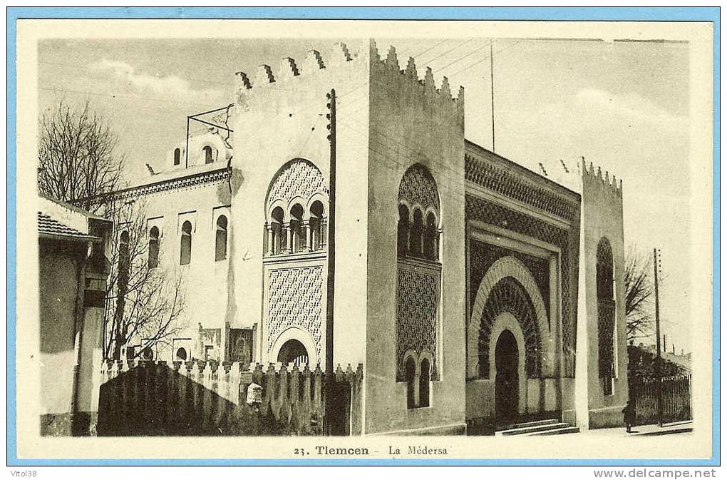 CARTE POSTALE 23 TLEMCEN LA MEDERSA . PHOTOTYPIE ETAB PHOTO ALBERT 5 RUE ROCHAMBEAU ALGER