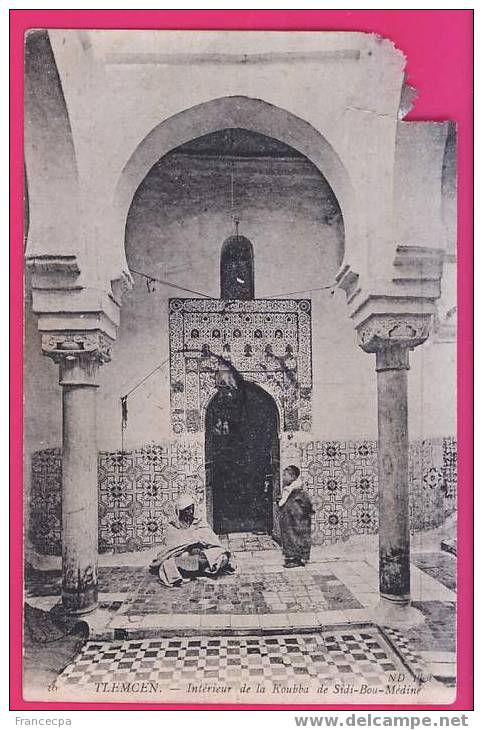 1082  ALGERIE   TLEMCEN  Intérieur de la Koubba de Sidi Médine