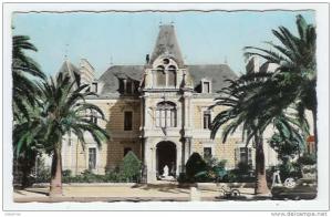 CPSM photo Sidi Bel Abbes Algérie Hôtel de Ville petite animation édit Alexandre Sirecki n°38 écrite non timbrée ni daté