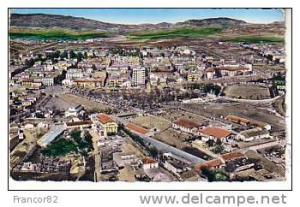SETIF VUE GENERALE  SUR LE MARCHE  ARABE  LE STADE GIROD ET UNE PARTIE DE LA VILLE