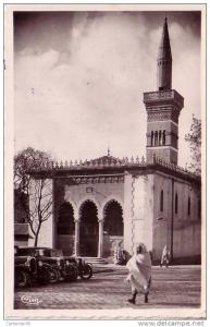Algérie - Sétif (Constantine) - La Mosquée (voitures)