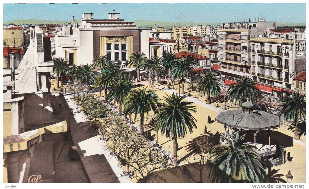 SIDI BEL ABBES - PLACE CARNOT ET LE THEATRE