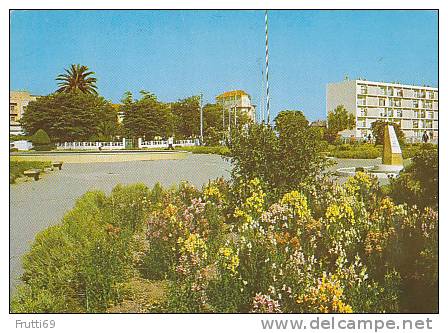 ALGERIA - AK 56426 Sidi-bel-Abbes - Place Emir Abdelkader