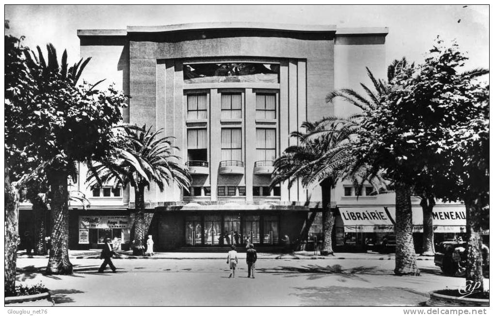 SIDI BEL ABBES....LE THEATRE.....CPSM PETIT FORMAT ANIMEE