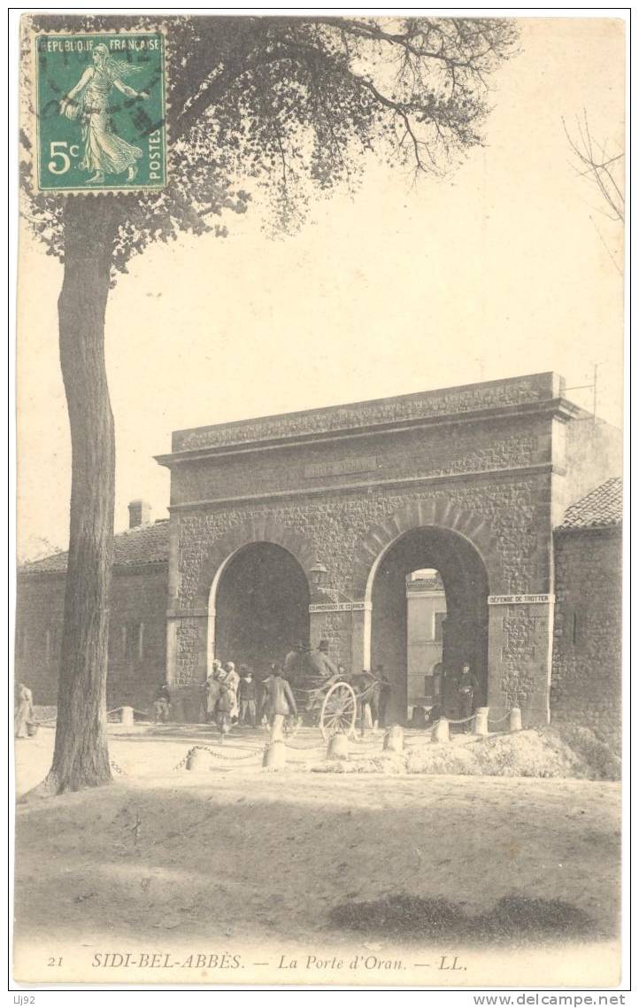 CPA Algérie - 21. SIDI-BEL-ABBES - La Porte d'Oran - LL - Animée