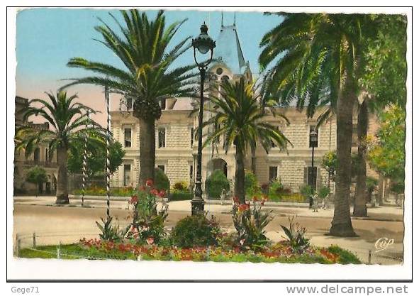 sidi bel abbes - l'hotel de ville