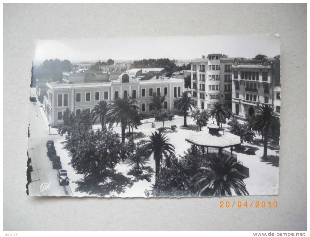 CPSM DE SIDI BEL ABBES la Place Carnot et le Tribunal