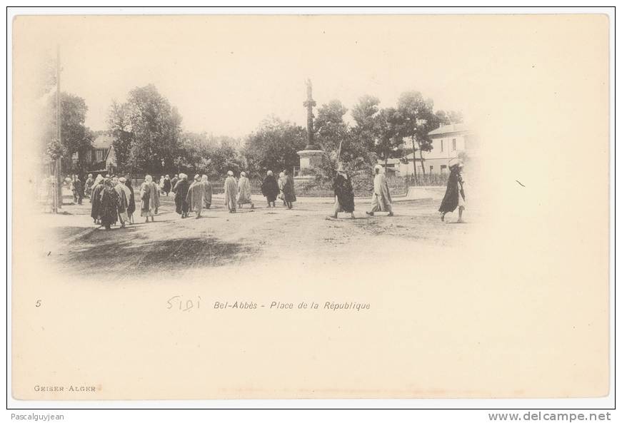 CPA SIDI-BEL-ABBES - PLACE DE LA REPUBLIQUE