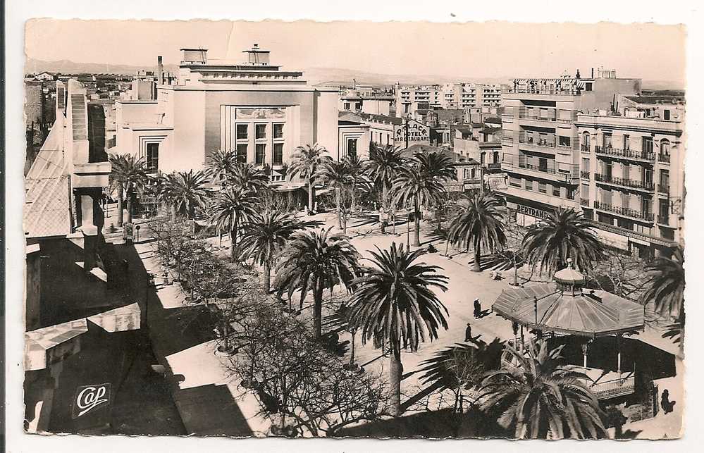 SIDI BEL ABBES PLACE CARNOT ET LE THEATRE   CP2693