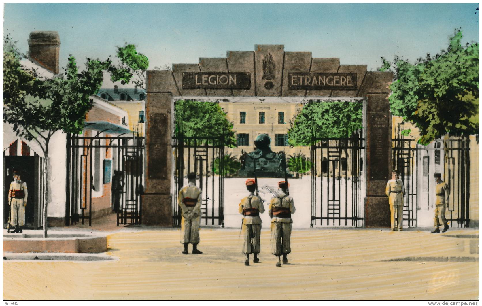 ALGÉRIE - SIDI-BEL-ABBÈS - Caserne de la Légion Étrangère