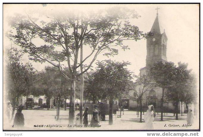 Sétif  la place et l´Eglise - (c1087)