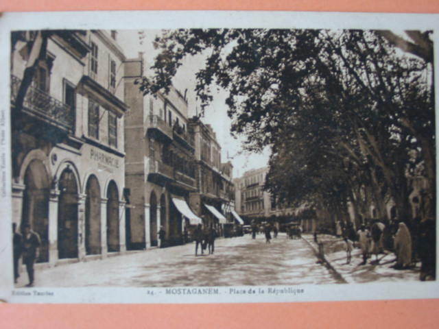 algérie MOSTAGANEM  place de la republique anime