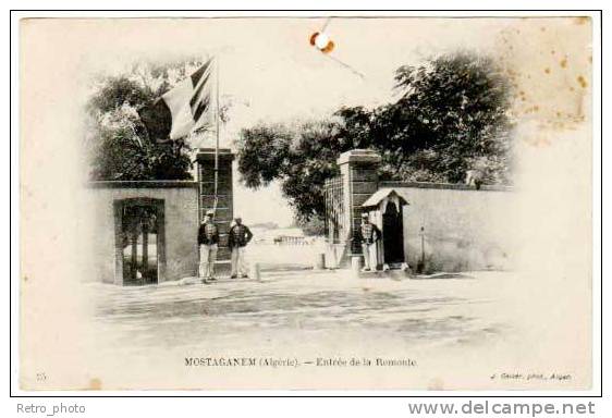 Mostaganem - Entrée de la Remonte ( camp militaire, légion )