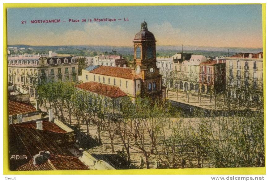 21 Mostaganem place de la République