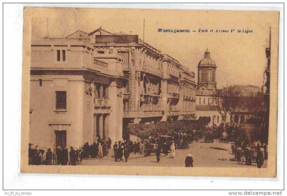 MOSTAGANEM , POSTE ET AVENUE 1ERE DE LIGNE