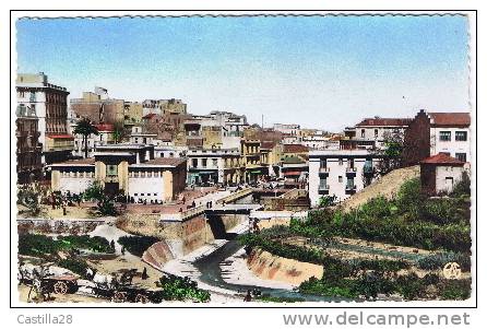 cpsm ALGERIE - MOSTAGANEM le marché et les trois ponts