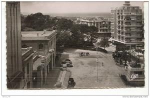 CPSM FORMAT CPA  MOSTAGANEM  LA PLACE DE L'HÔTEL-DE-VILLE