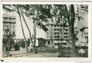 MOSTAGANEM - Hôtel de Ville et le Monument