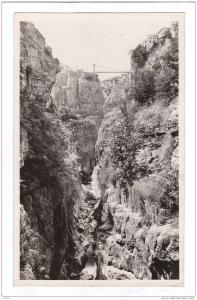 Constantine        Dans les Gorges