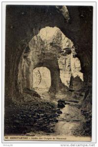 Algérie--CONSTANTINE--So rtie des gorges du Rhummel  n°53  éd Chemin des touristes