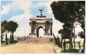 (dd) CPSM Constantine  monument aux morts  (bonne etat)