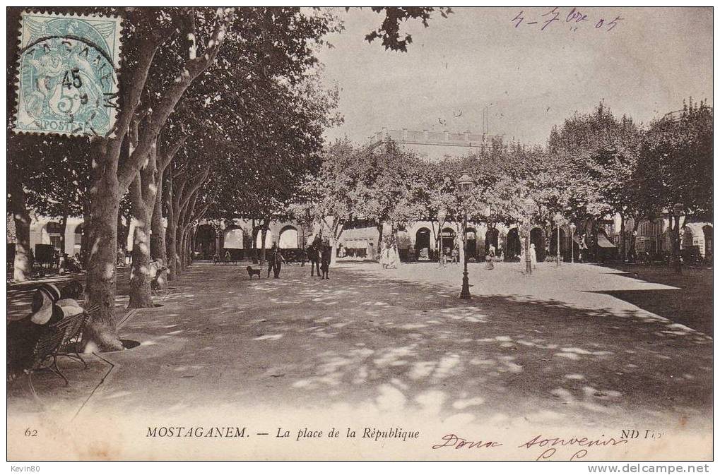 ALGERIE MOSTAGANEM La Place de la République cpa animée