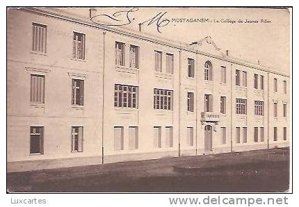 67.MOSTAGANEM. LE COLLEGE DE JEUNES FILLES.