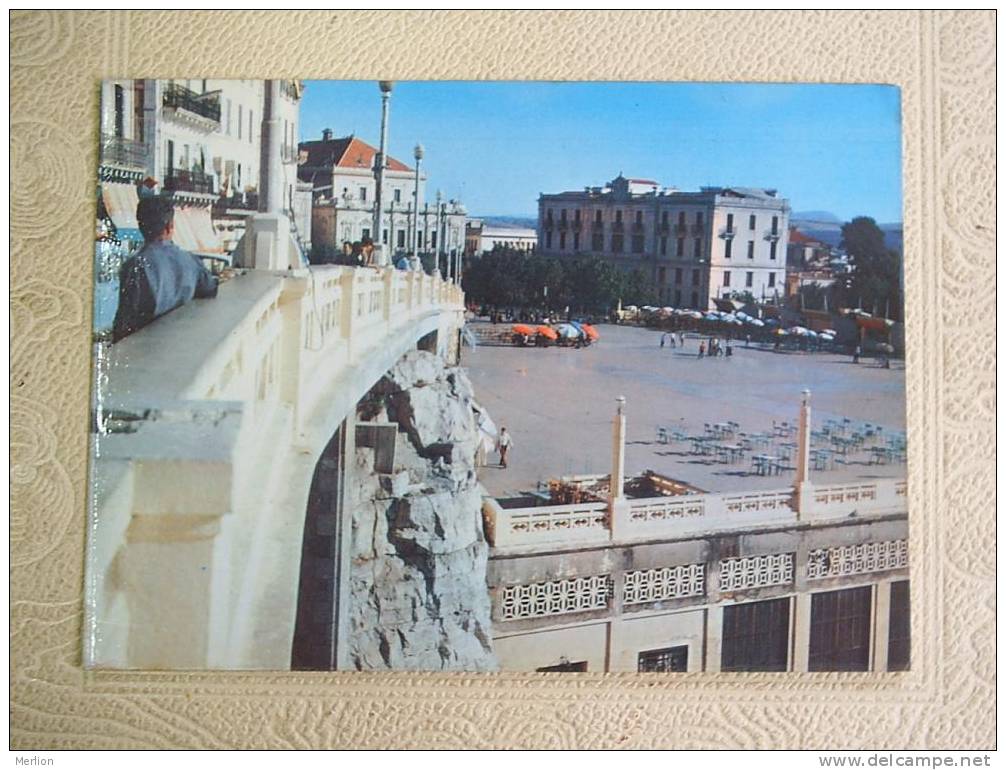 Constantine La place de la Bréche    cca 1970-   VF /XF  D3760