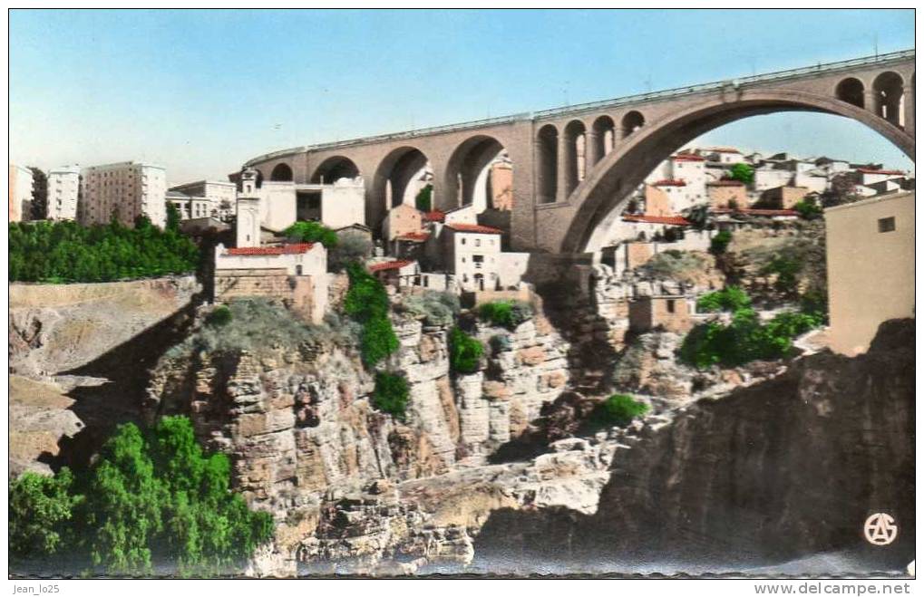 (dd) CPSM Constantine  pont  mosquee  (bonne etat)