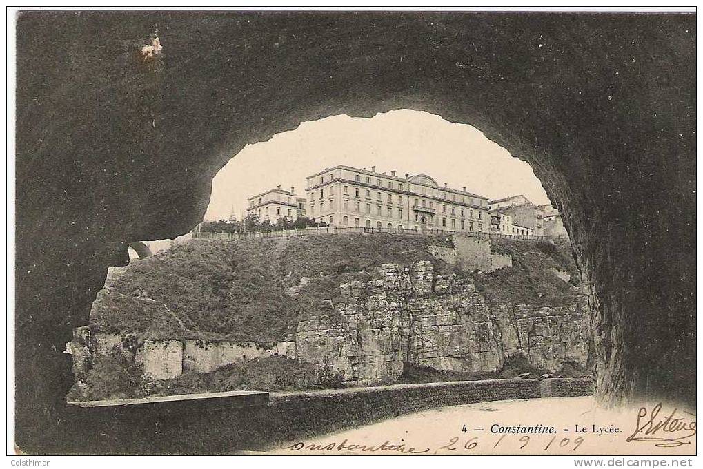 PHILIPPEVILLE   LE LYCEE