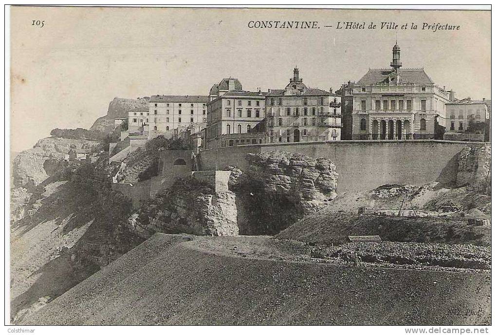 PHILIPPEVILLE   L HOTEL DE VILLE ET LA PREFECTURE