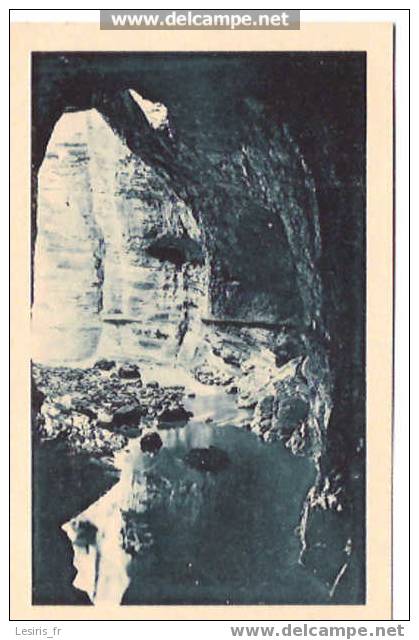 CPA - 4/21 - CONSTANTINE - CHEMIN DES TOURISTES - GRANDE VOUTE