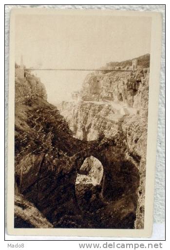 cpa Constantine  Algérie - le Rhummel, la passerelle et la Corniche -