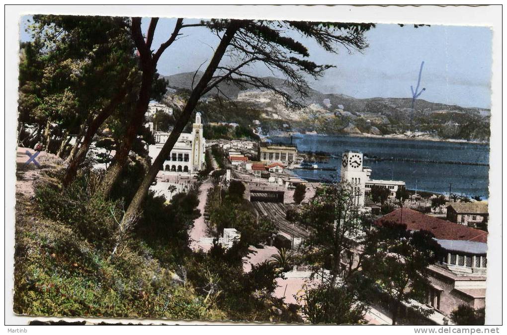 CPSM  CONSTANTINE PHILIPPEVILLE quartier de la gare