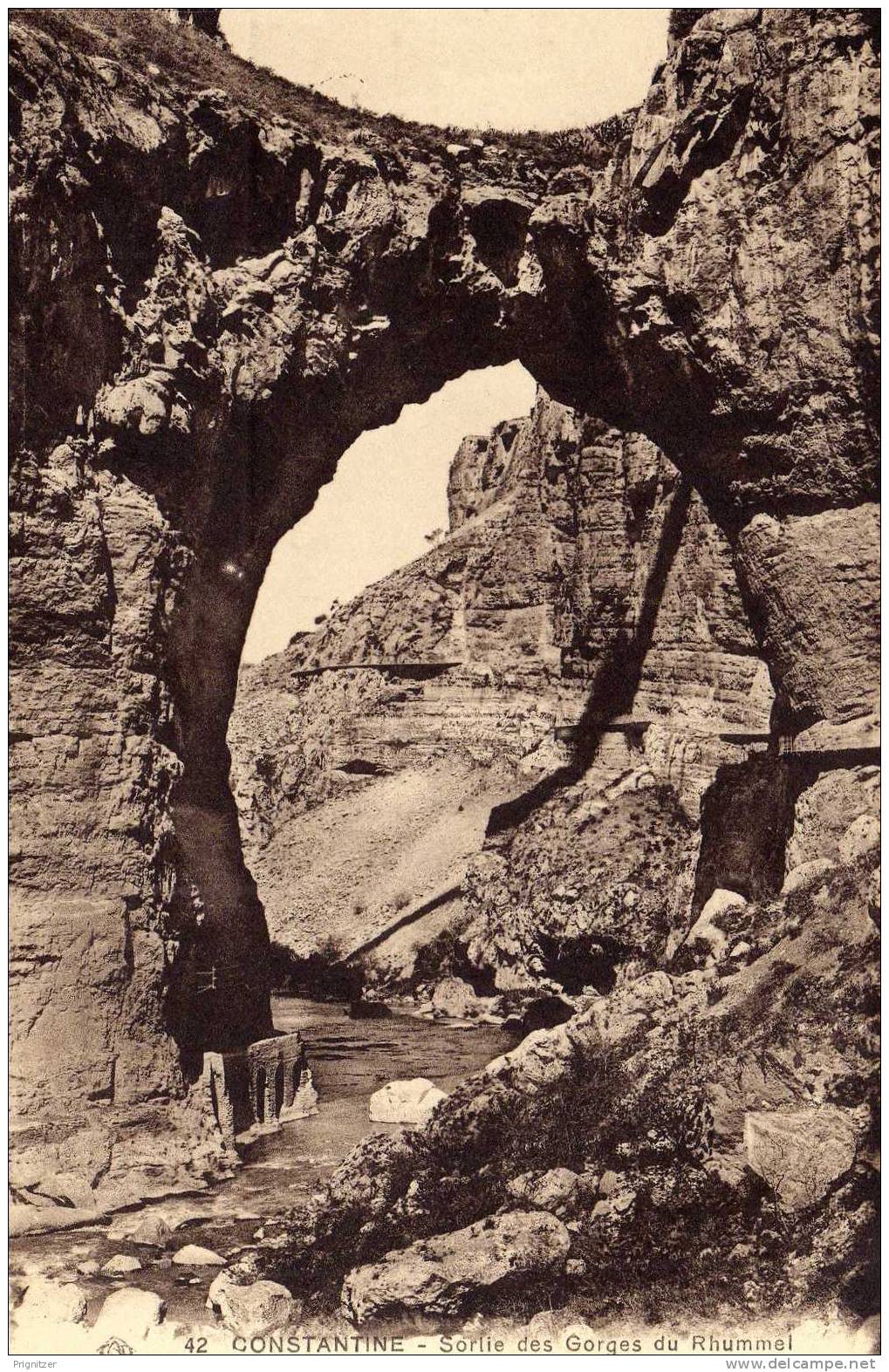ALGERIE CONSTANTINE    Sorlie des Gorges du Rhummel