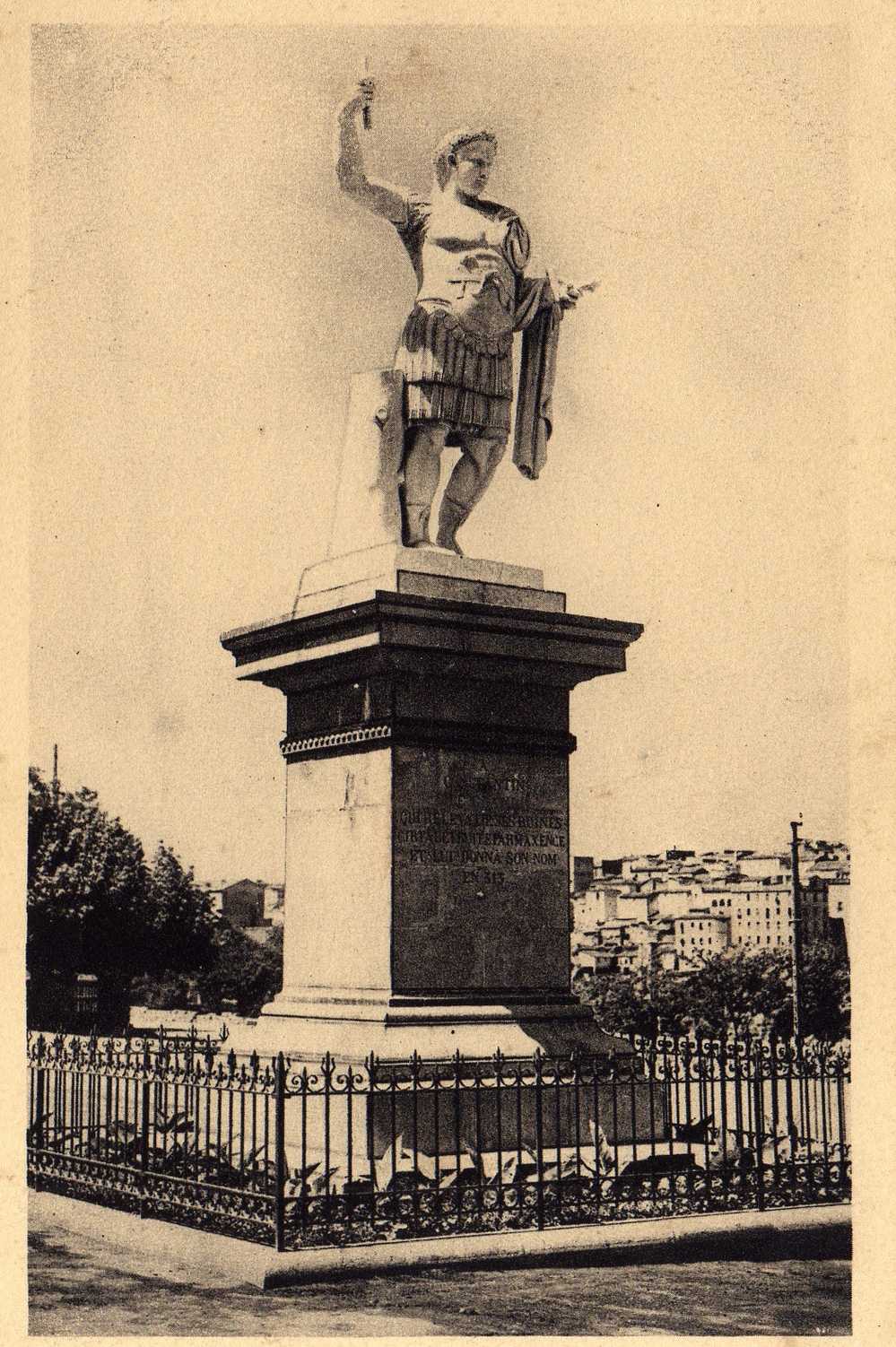 ALGERIE    CONSTANTINE    Statue de Constantin